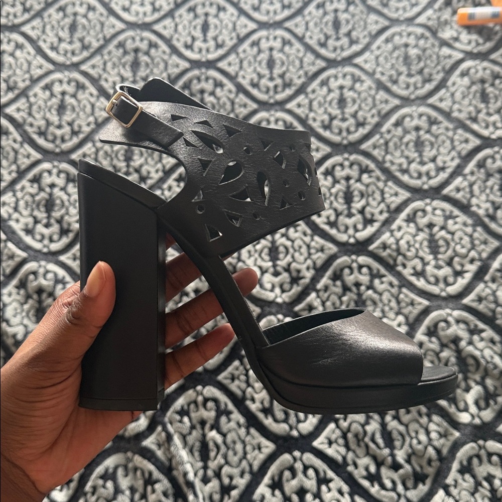 Open Toe Heels - Picture 2 of 6